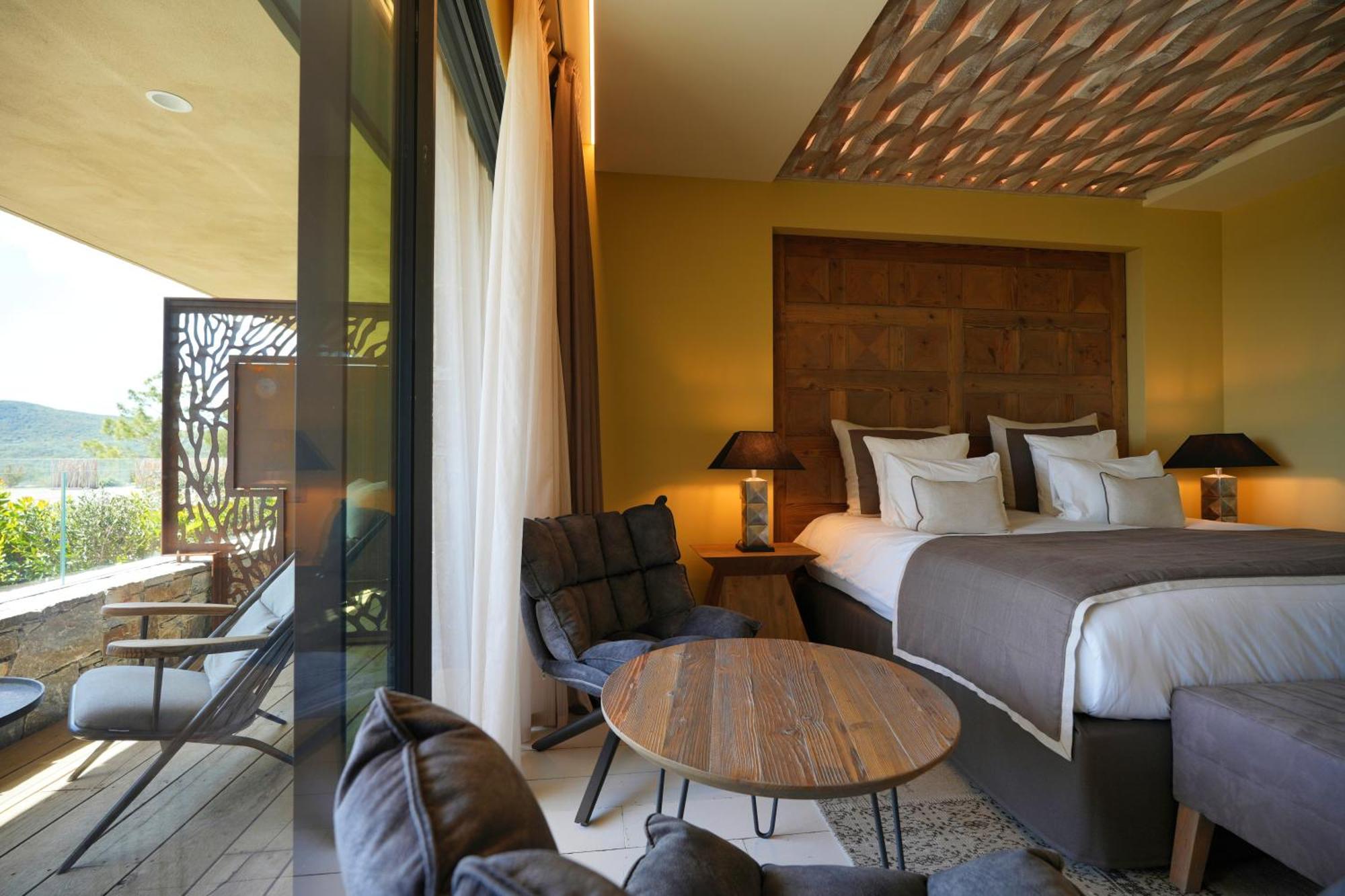 Les Regalia Hotel & Spa サント・リュシー・ド・ポルト・ヴェッキオ エクステリア 写真
